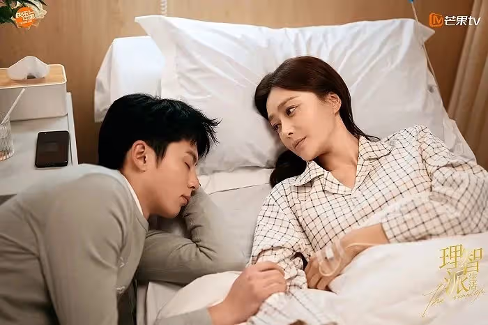 48歲阿姨二婚嫁31歲男子,1個月後扛不住了:每晚喂太飽了
