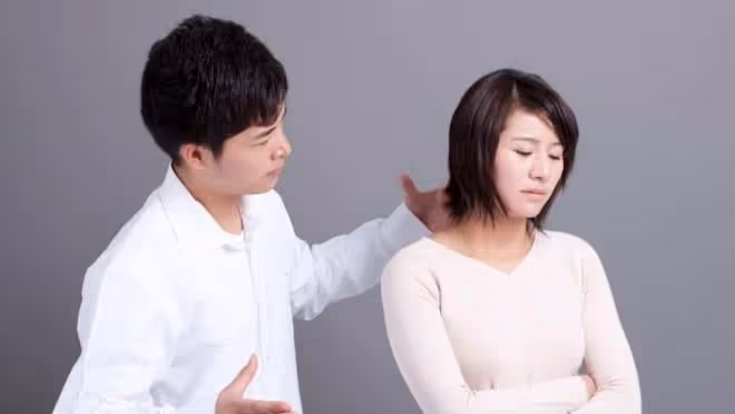 弟弟結婚父母全備齊,還要求大兒子支付酒席錢,大兒子:斷絕關係