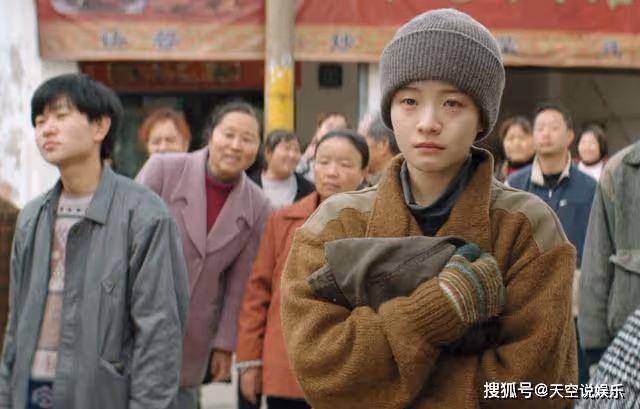 《漫長的季節》一盤餃子換一條命，傅衛軍對沈默的愛，根本不值得