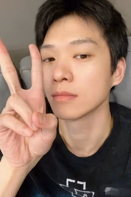 剛認愛就分手?港媒曝魏大勛求婚秦嵐被拒,兩人處於冷戰狀態