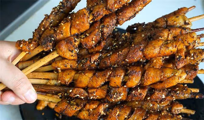 烤麵筋最簡單做法，不用洗面，半斤粉能做30串，香辣開胃超過癮