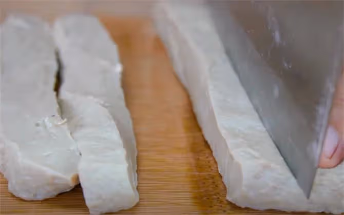 烤麵筋最簡單做法，不用洗面，半斤粉能做30串，香辣開胃超過癮