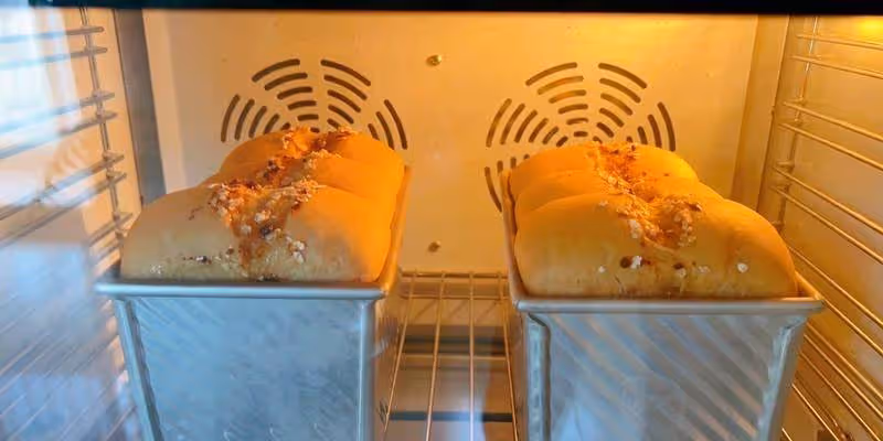 在家也能做紅糖鮮奶葡萄乾吐司，無添加更健康,，步驟簡單一學就會！