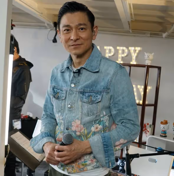 劉德華短褲舊照引熱議， 網友：當年最潮！