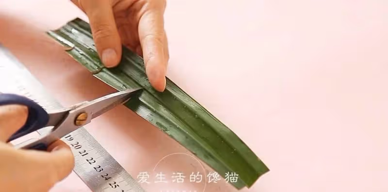 泰式西米糕，家裡只要有西米就能做，很適合夏天吃，冰涼爽口~