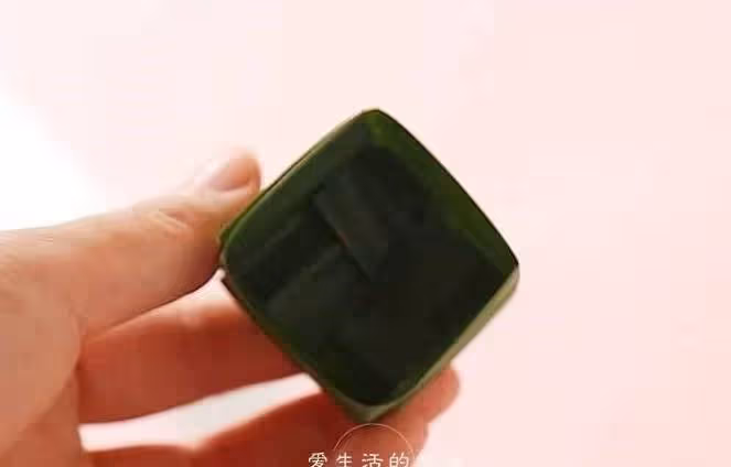 泰式西米糕,家裡只要有西米就能做,很適合夏天吃,冰涼爽口~
