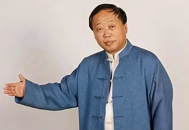 相聲演員李建華追悼會:姜昆、鞏漢林前來弔唁,蔡明哭到被人攙扶