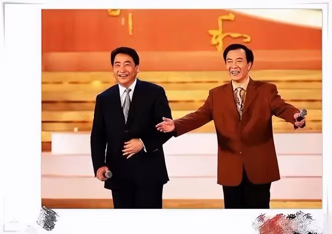相聲演員李建華追悼會:姜昆、鞏漢林前來弔唁,蔡明哭到被人攙扶