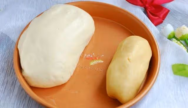 傳統的點心用豬油,我用食用油一樣香酥,入口即化!沒烤箱也能做~