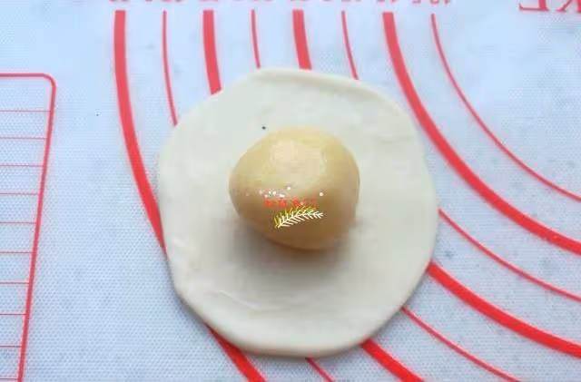 傳統的點心用豬油，我用食用油一樣香酥，入口即化！沒烤箱也能做~