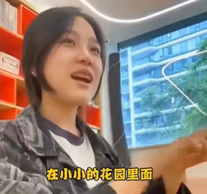 幼師黃老師超越原創桃子老師，唱進了老爺們的心，網暴後流淚不止