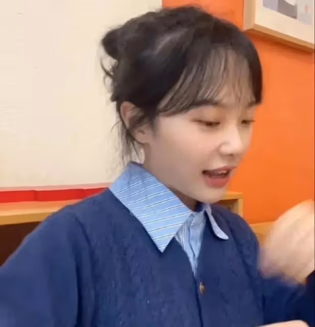 幼師黃老師超越原創桃子老師，唱進了老爺們的心，網暴後流淚不止