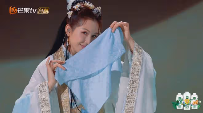 陳意涵直言少女人設很噁心，卻又在初舞台裝嫩賣萌，自相矛盾！