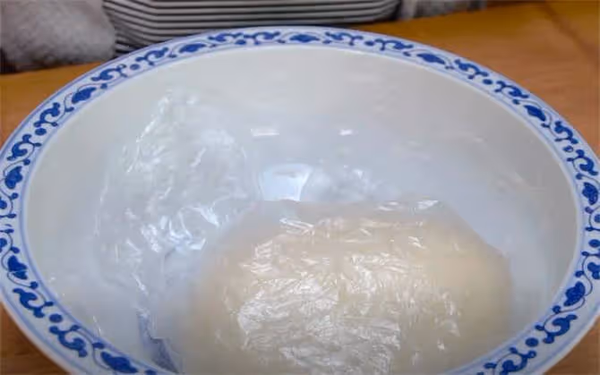 早餐手抓餅，家裡有麵粉就能做，1次做上30張，5分鐘就搞定