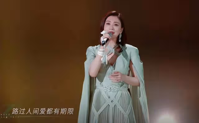朱珠自曝因沒名氣不敢和賈靜雯她們打招呼,賈靜雯一句話全場笑翻