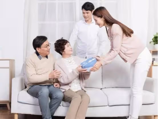 無論兄弟姐妹之間關係再好,都需要隱瞞好這「2件事」,快看看!