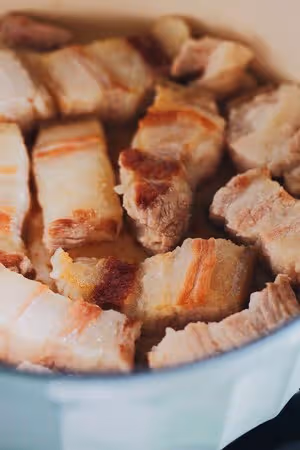 不焯水不放油的家常紅燒肉