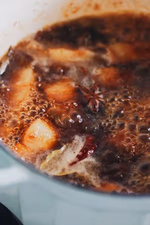 不焯水不放油的家常紅燒肉