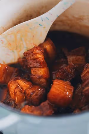 不焯水不放油的家常紅燒肉