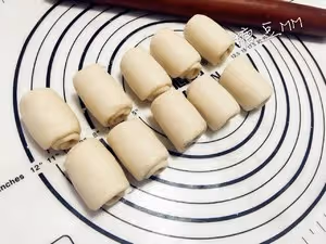 不用揉出膜、不用醒面就能酥掉渣的中式酥皮點心