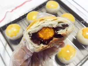 不用揉出膜、不用醒面就能酥掉渣的中式酥皮點心