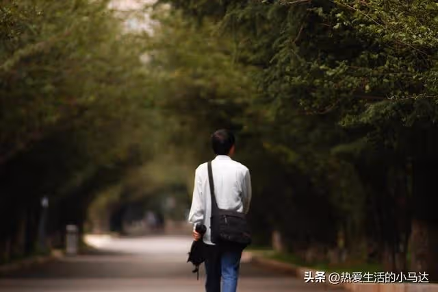 岳母來女兒家養老,48歲女婿拒絕:憑什麼她住家,我媽就住養老院