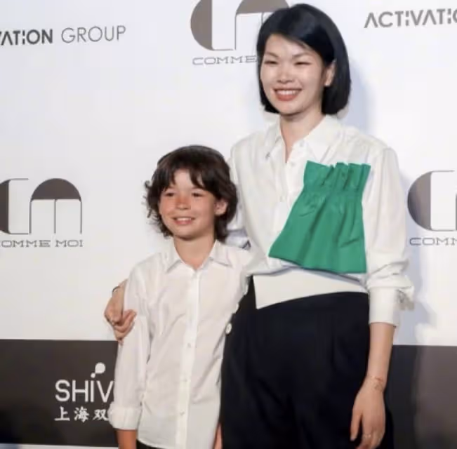 國際超模呂燕：長相不佳卻嫁法國貴族，混血兒子顏值超高