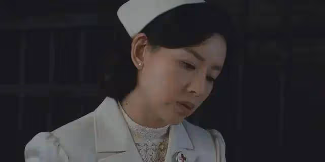 當「整容臉」混入諜戰劇，和天然臉演員對戲，簡直是尬出天際