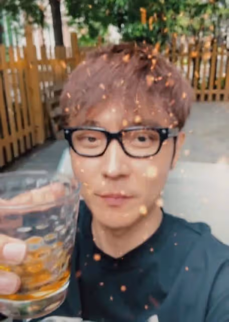 張丹峰離婚後首露面,心情大好宣傳新劇,畢瀅也暗戳戳發聲!
