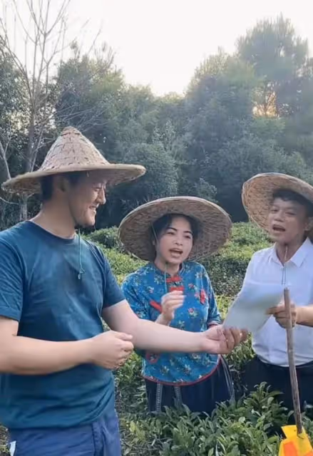 李亞鵬一切都結束,住的房子也被強制執行,清早發視頻向網友告別