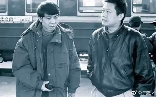靠老婆出圈的3位男星!成名後拋棄妻子,甚至逼死原配,令人不齒