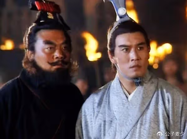 陳佩斯兒子曬全家福!4個孩子都是高顏值臉,表妹長相不輸女明星