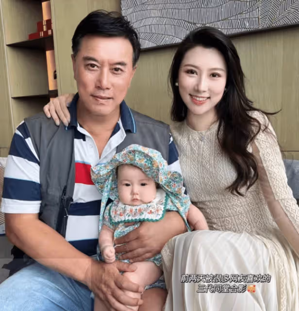 陳佩斯兒子曬全家福!4個孩子都是高顏值臉,表妹長相不輸女明星
