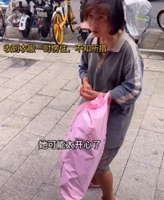 結婚時婆婆大方地給135萬聘金!一次她生病住院,我拿「聘金提款卡」去交費,輸完密碼「一看餘額」心涼透了....