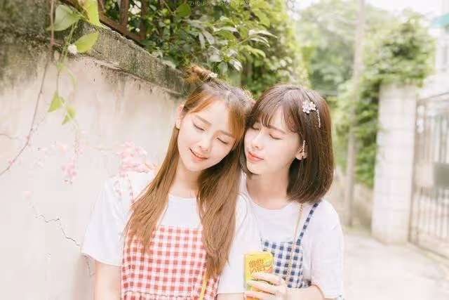 老公娶了閨蜜,他們的兒子出生後,我盛裝出席,他們當場鬧起了失婚!