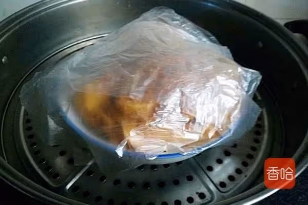 五花肉別只紅燒了，教你新做法，解饞又過癮！