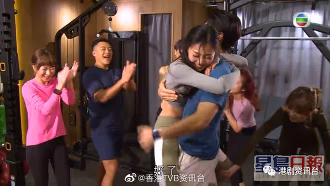 多次否認拍拖卻一起逛展覽!TVB力捧小生與上位小花愛的甜蜜