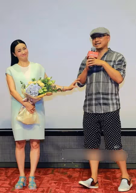 徐崢陶虹出逃畫面曝光？網友曬最新合影，51歲徐崢變得又老又胖
