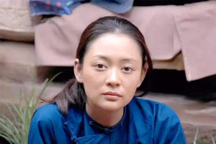 成名後，「硬漢一哥」拋妻棄子，遠嫁楊若兮，現在下線了，沒人用了
