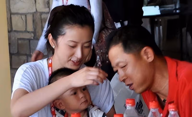 王志文老婆陳堅紅：超模出身，身價過億她花了6000萬