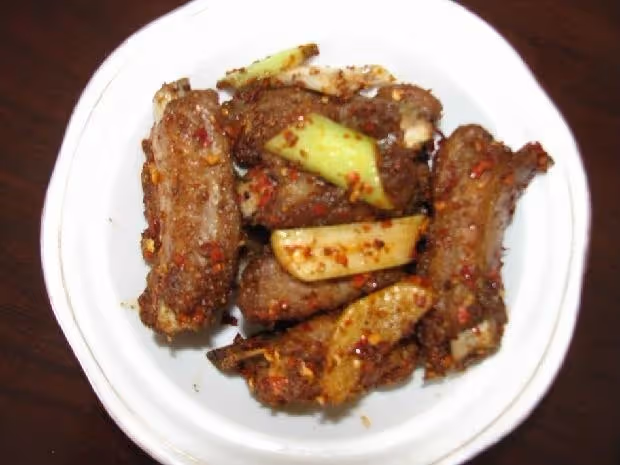 香辣孜然排骨味道真棒，營養美味佳肴～
