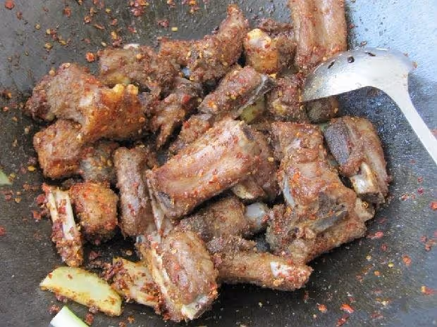 香辣孜然排骨味道真棒，營養美味佳肴～