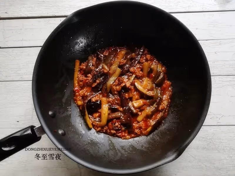 茄子的這個做法太好吃了，不用過油，看著就有食慾，米飯別做少了~