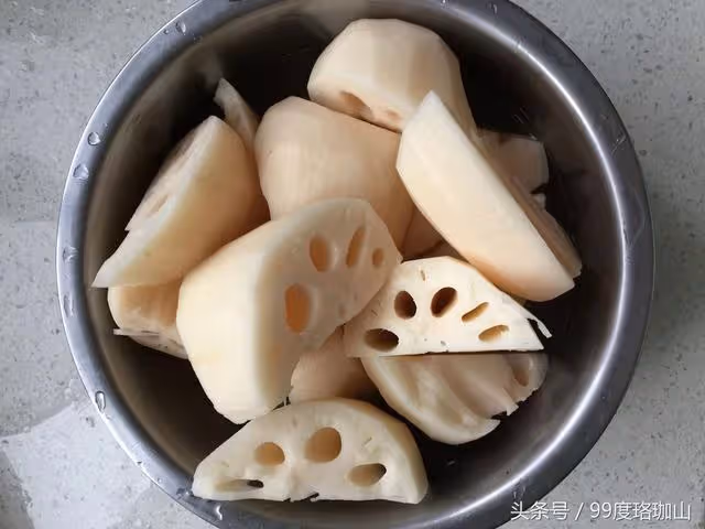 掌握這些技巧,排骨藕湯新手也能零失敗!
