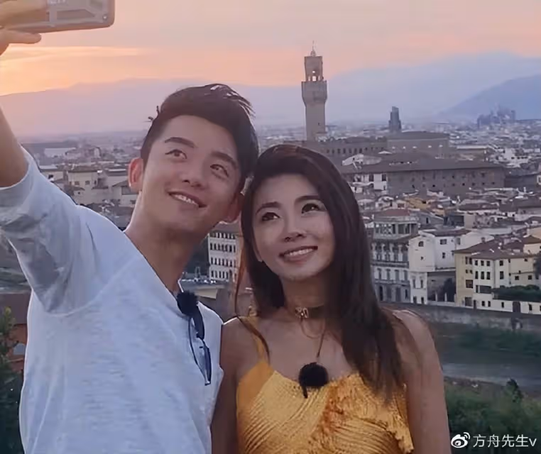 鄭愷前任程曉玥官宣產女,大方曬寶寶正臉,Ellary發量濃密笑容好治癒