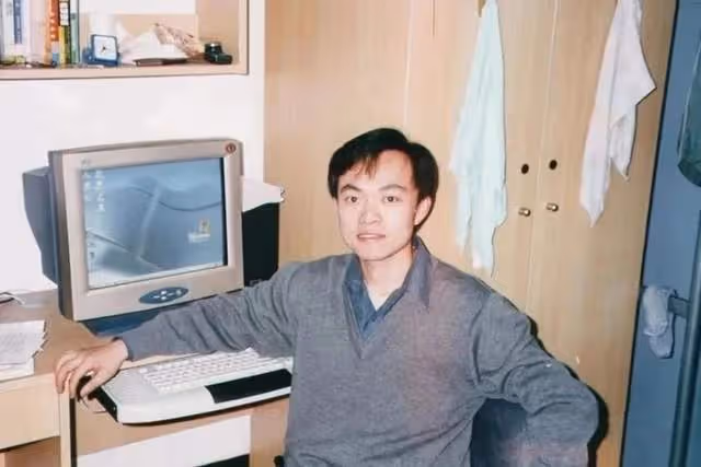董宇輝淚奔,原京東財務副總裁,漸凍症患者蔡磊:等我好了擁抱你
