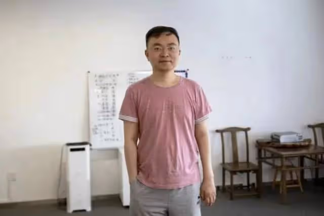 董宇輝淚奔,原京東財務副總裁,漸凍症患者蔡磊:等我好了擁抱你