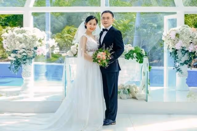 董宇輝淚奔，原京東財務副總裁，漸凍症患者蔡磊：等我好了擁抱你