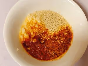 酸辣爽口的涼拌面！保證吃一次就上癮