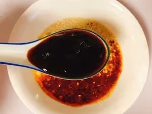 酸辣爽口的涼拌面！保證吃一次就上癮